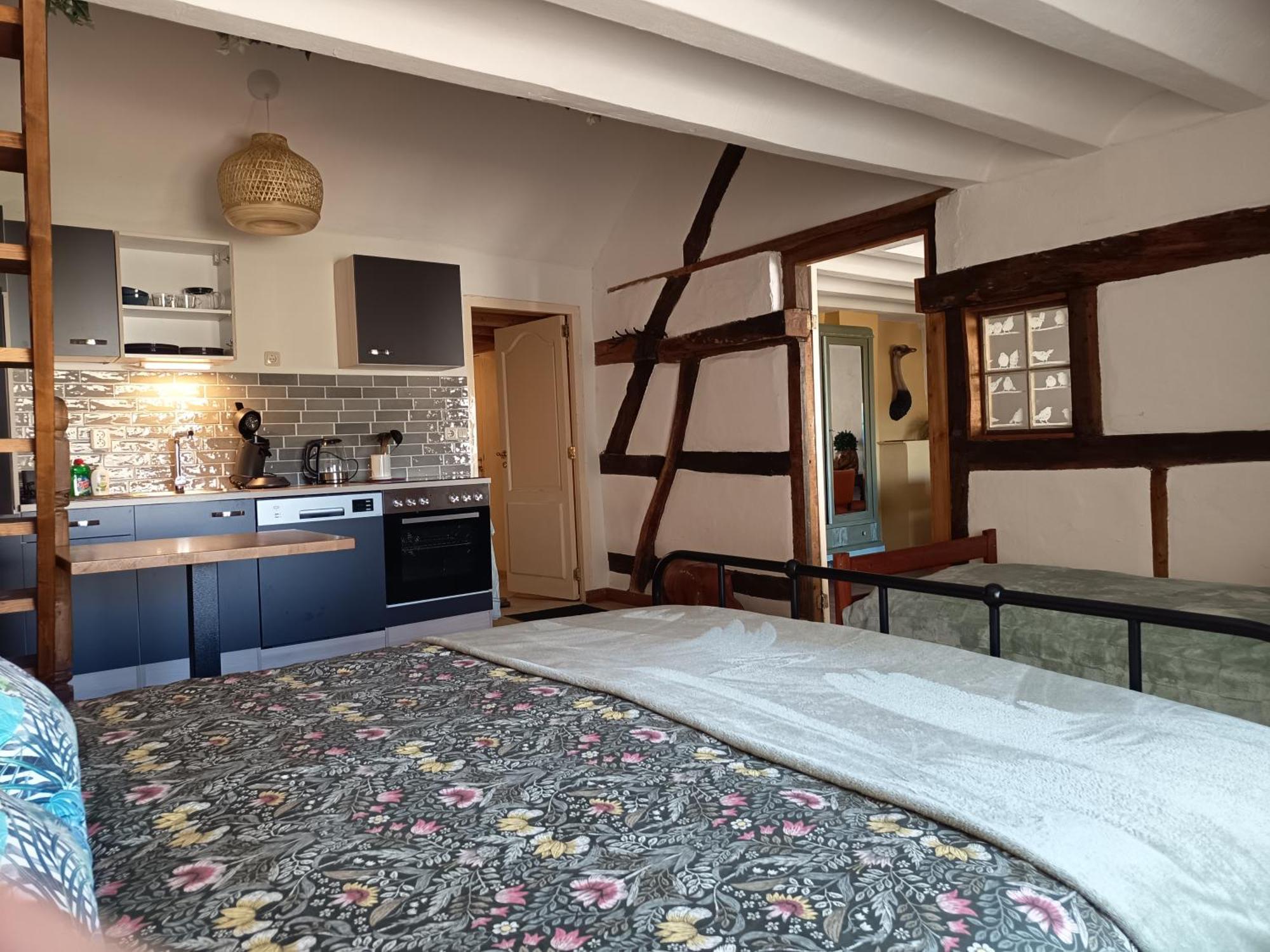 Bnb Het Geluk Van Limburg Mechelen Exteriör bild